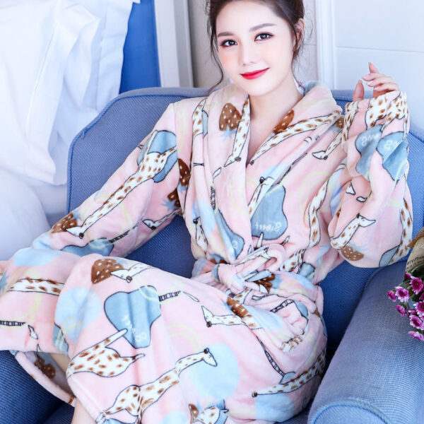 Thickened Flannel Home Wear Bathrobe