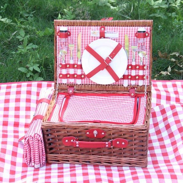 Outdoor Storage Basket For Two With Picnic Mat