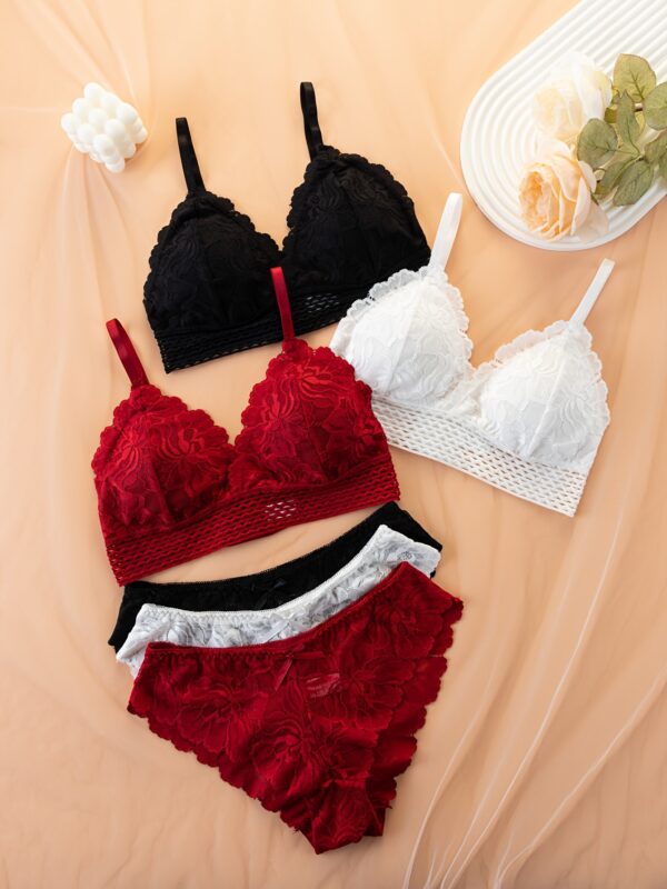 A Set Of 3 Solid Elegant Lace Bra And Panty, No Underwire